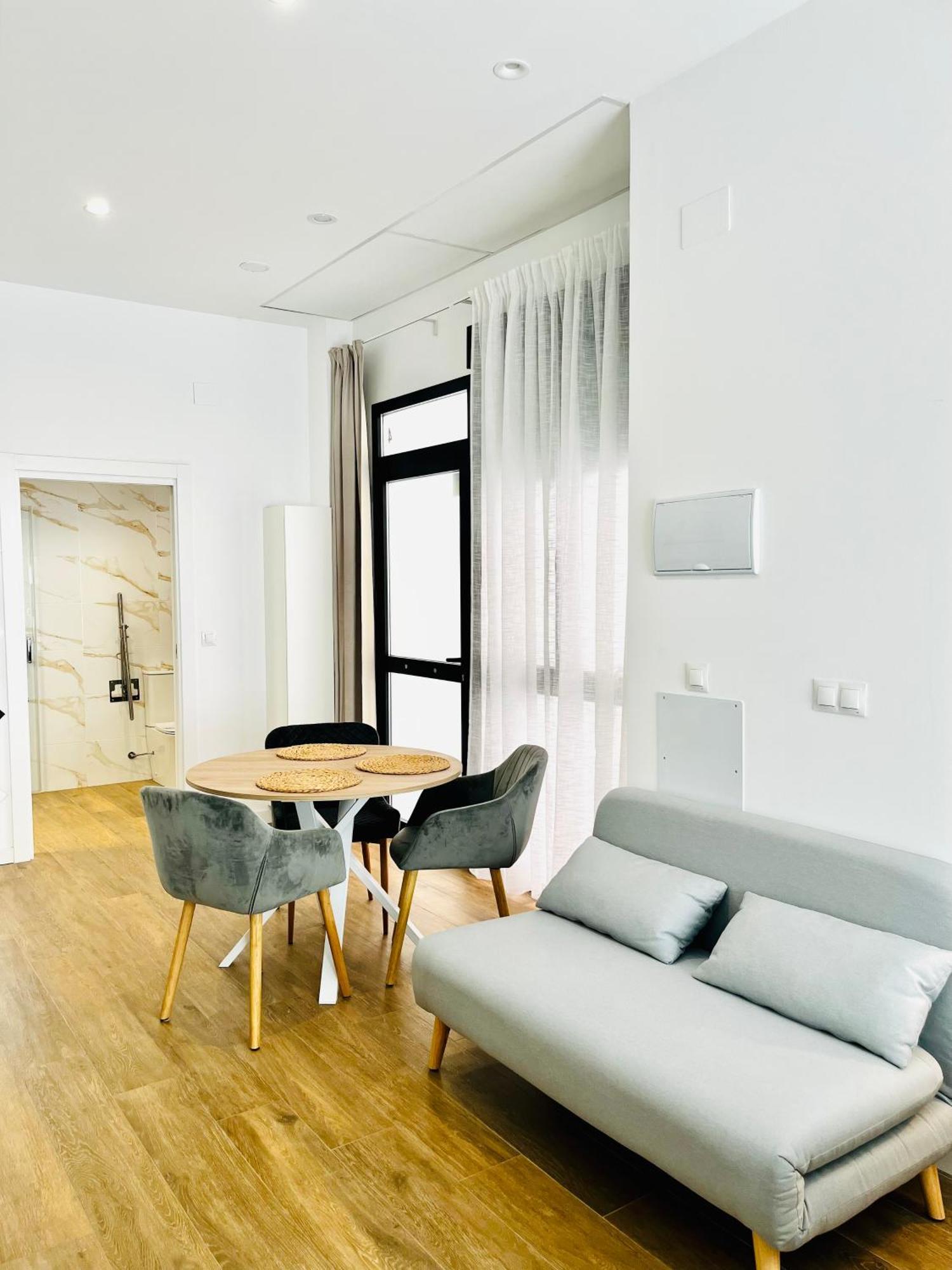 Travel Habitat Mediterranean Suites Valencia Rum bild